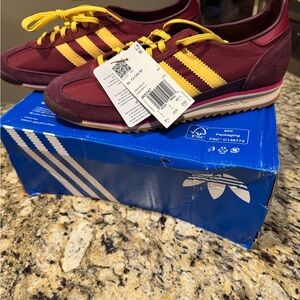 Adidas SL 72 OG W Women’s Size 8.5 Burgundy Yellow – NEW
